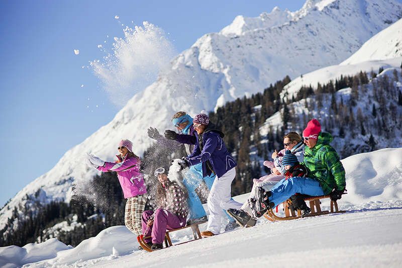 Rodeln mit der Familie in Ischgl